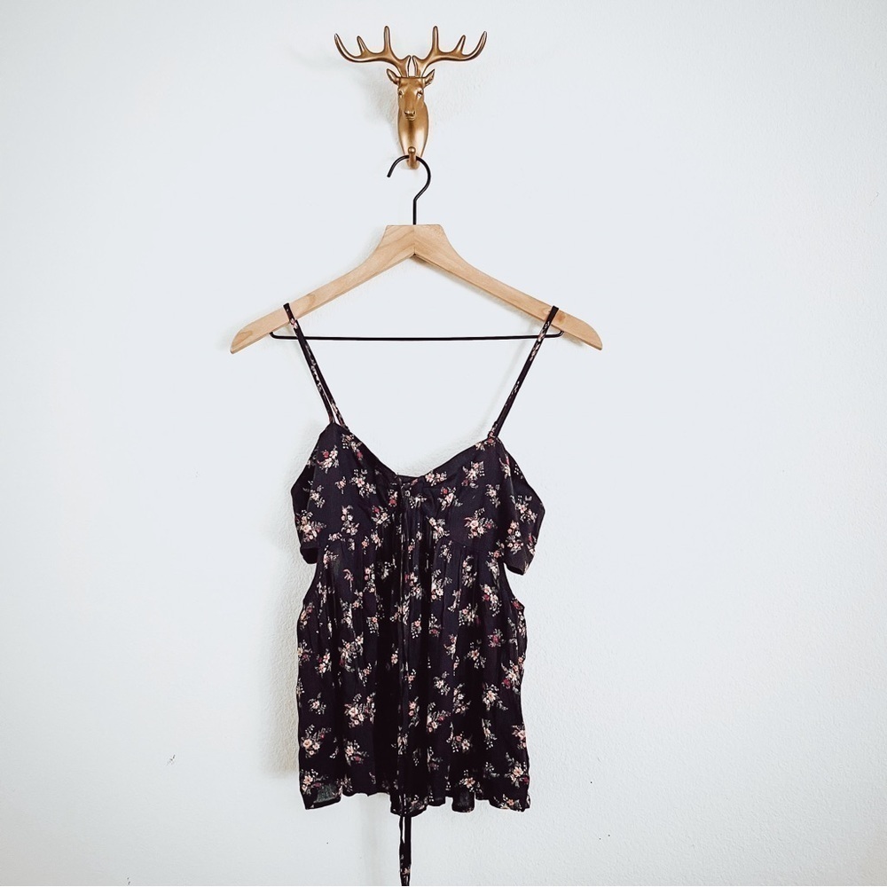 American Eagle Outfitters Women's Black Floral Spaghetti Strap Size Small